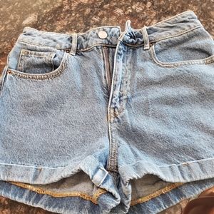 PacSun Mom Shorts size 26